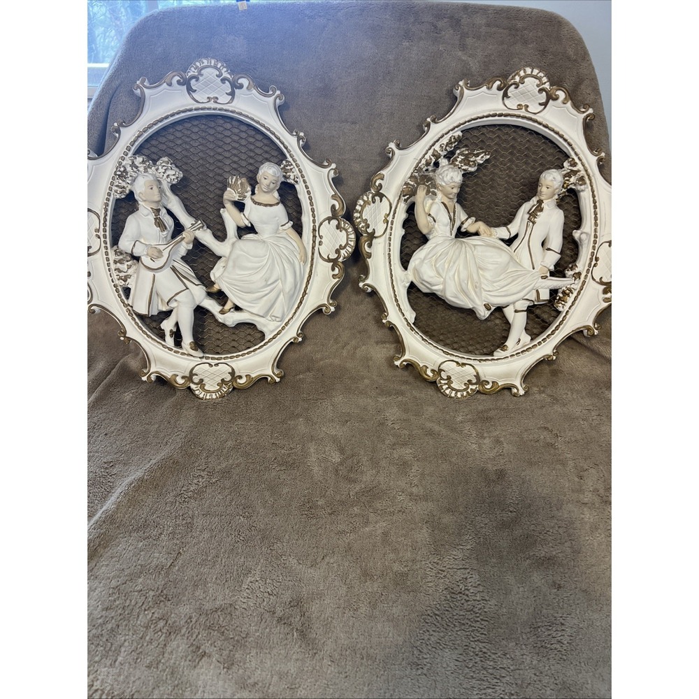 Pair‎ Universal Statuary Corp Victorian Couple Wall Plaque 1957 Chalkware